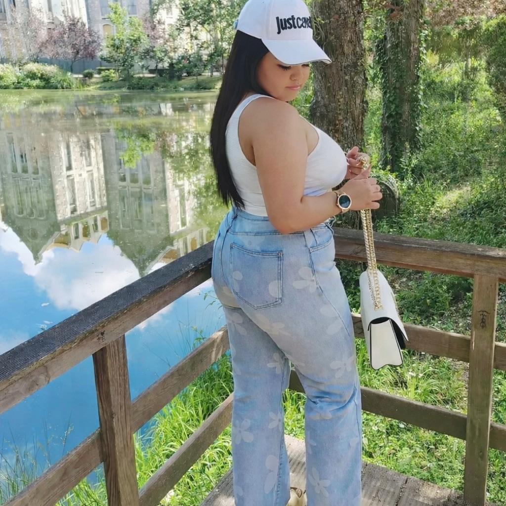 621093611: Chica busca chico en Barcelona