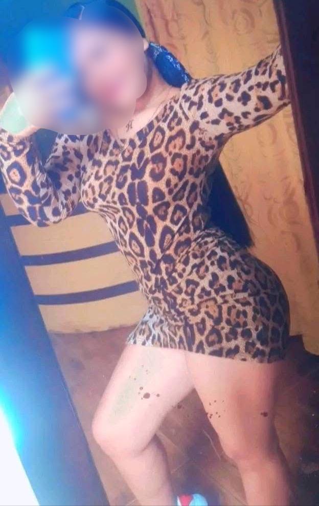 Chica busca chico en Tenerife: 