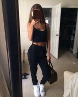 678760464: Chica busca chico en Málaga