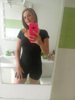 742034345: Chica busca chico en Madrid