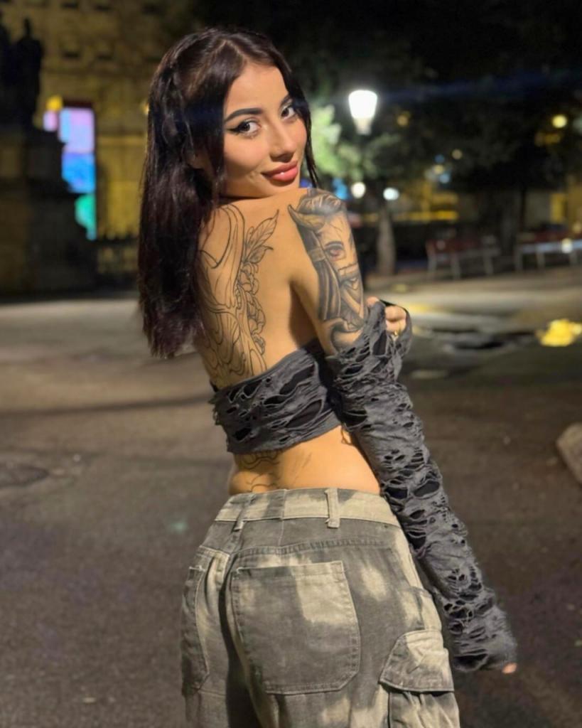 Chica busca chico en Mallorca: 