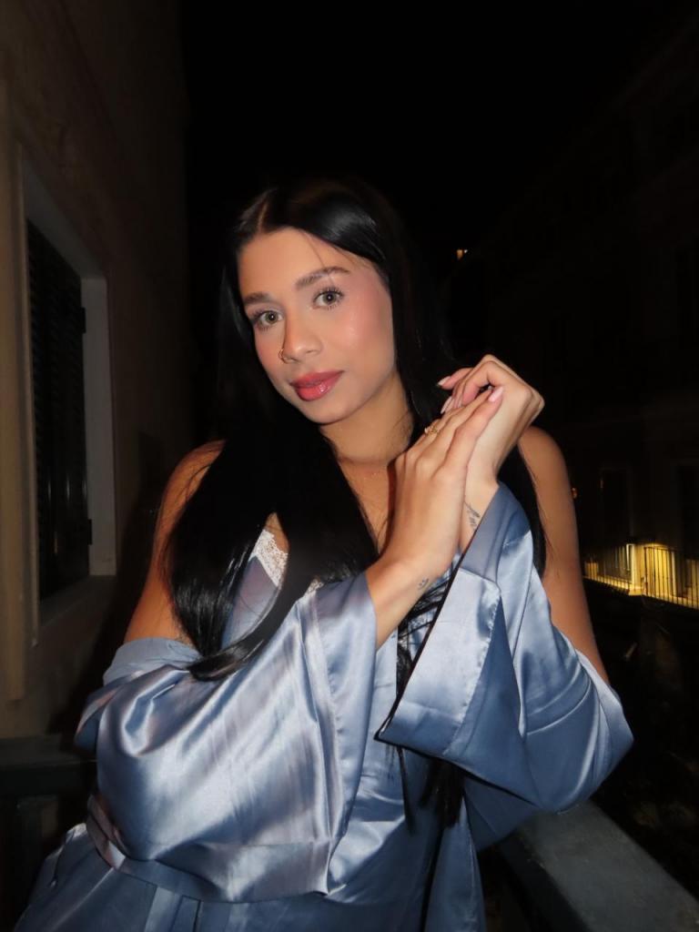 Chica busca chico en Málaga: Chica busca chico