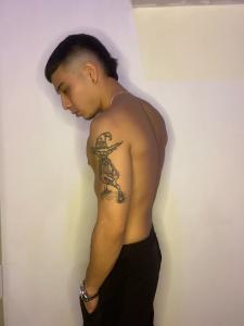 641454323: Chico busca chica en Barcelona