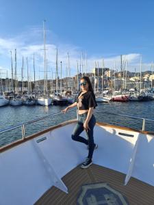 610854095: Chica busca chico en Barcelona