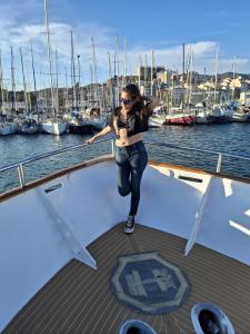 610854095: Chica busca chico en Barcelona