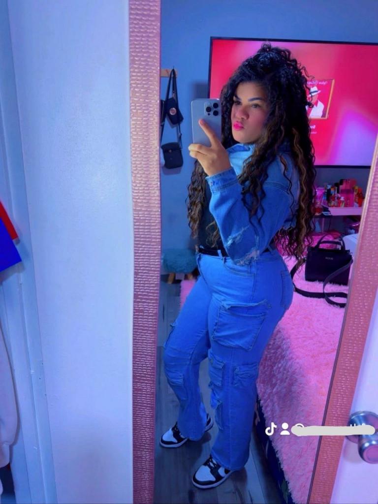 Chica busca chico en Cantabria: 