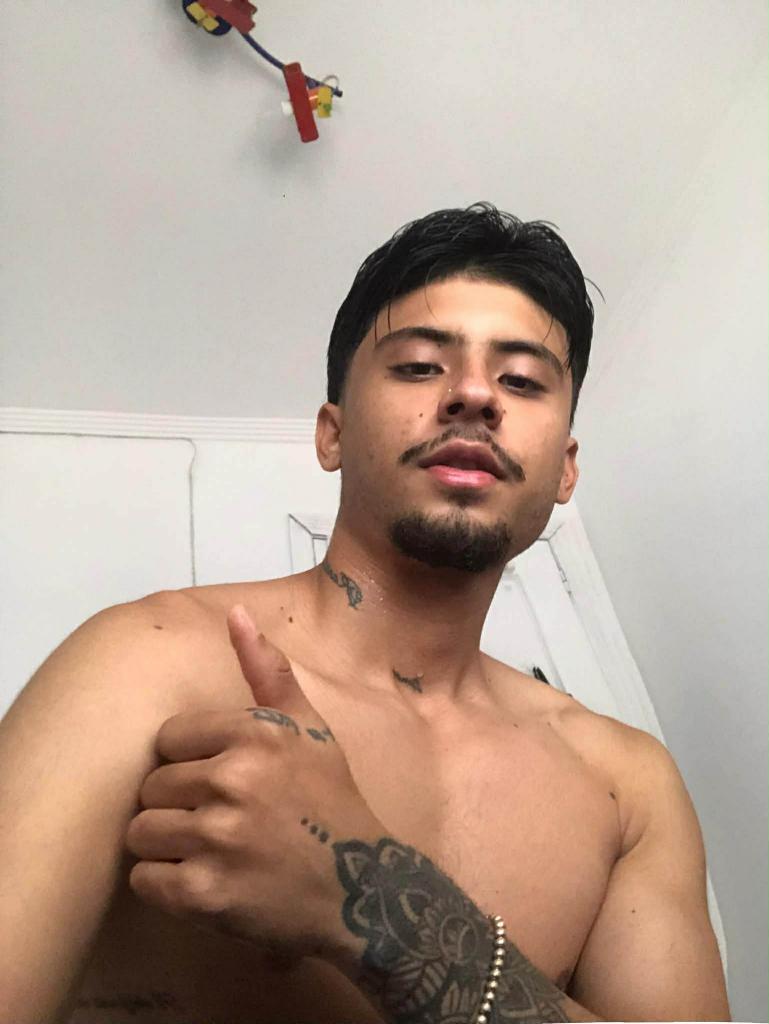 Chico busca chica en Huelva: 