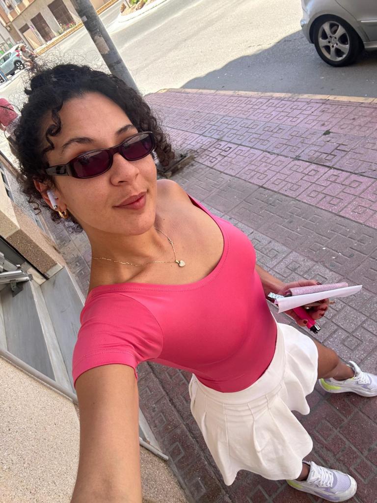 Chica busca chico en Alicante: 