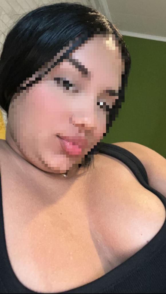 Chica busca chico en Tenerife: 