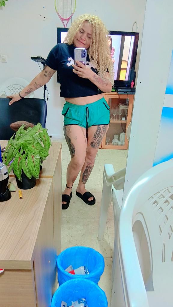 Chica busca chico en Sevilla: 