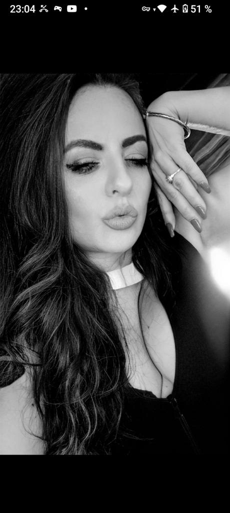 Chica busca chico en Murcia: 