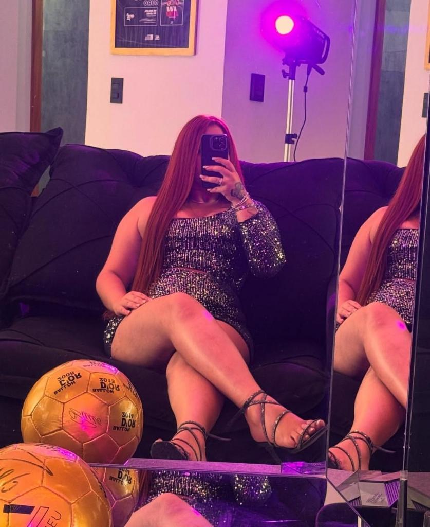 643506185: Chica busca chico en Granada