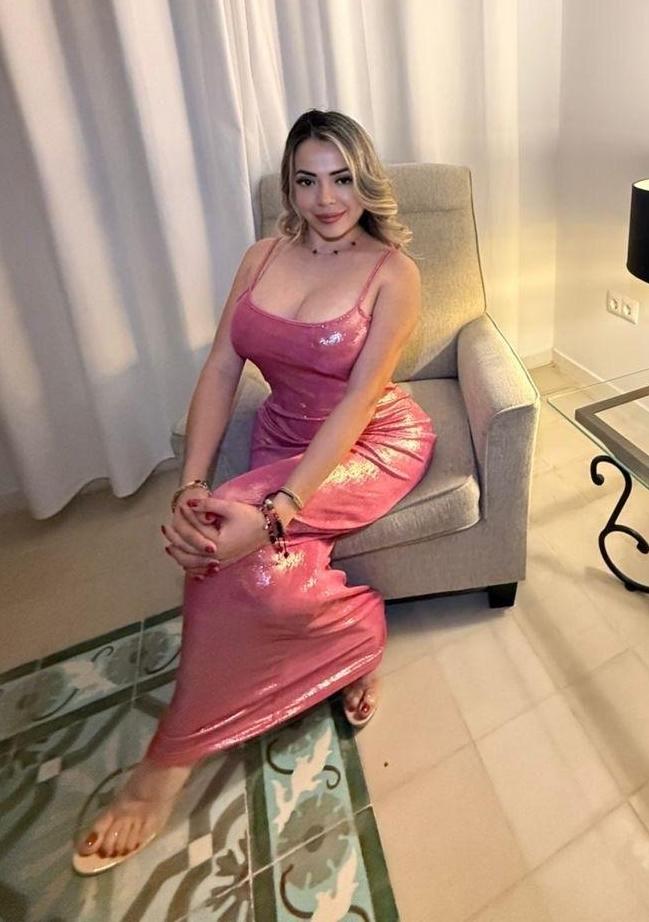 610712838: Chica busca chico en Mallorca