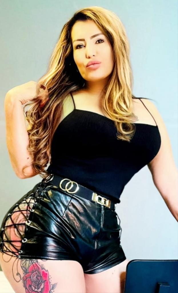 600426077: Chica busca chico en Gerona