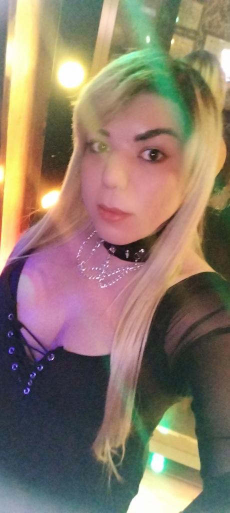 659718594: Transexual en La Coruña