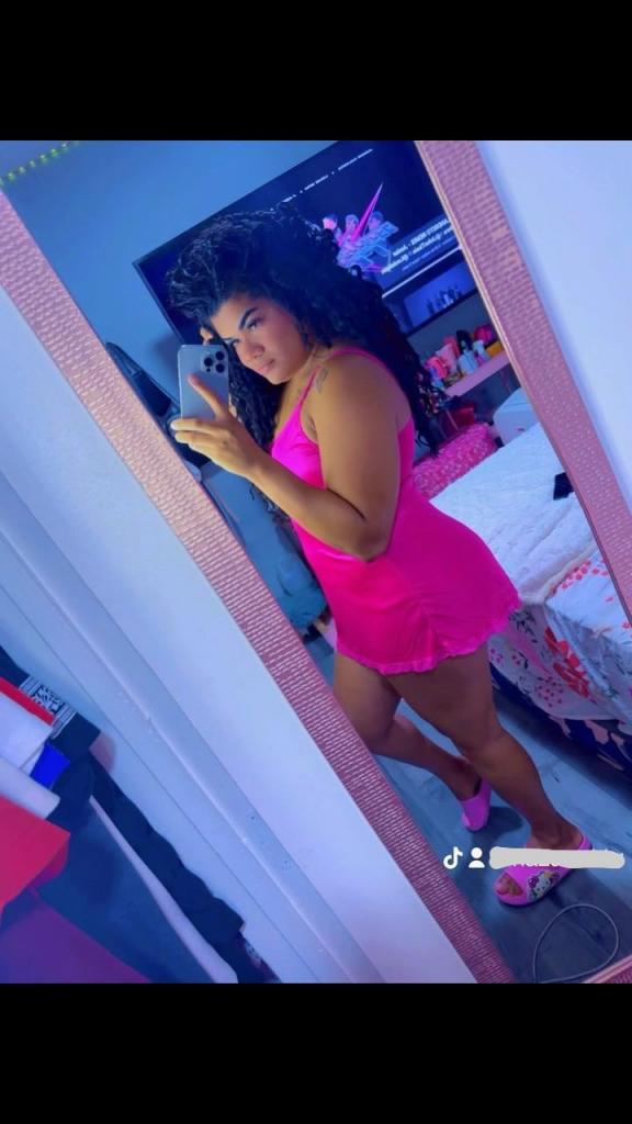 615562037: Chica busca chico en Cantabria