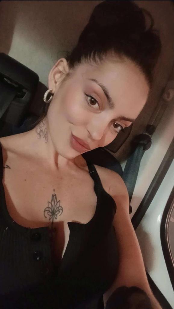 Chica busca chico en Sevilla: 