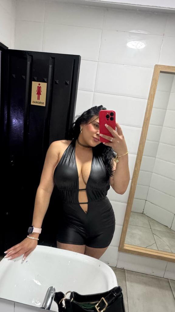 Chica busca chico en Ceuta: 