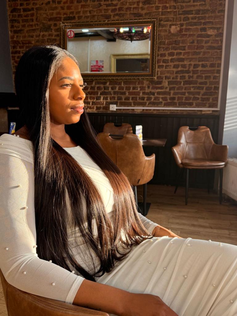 Chica busca chico en Alicante: 