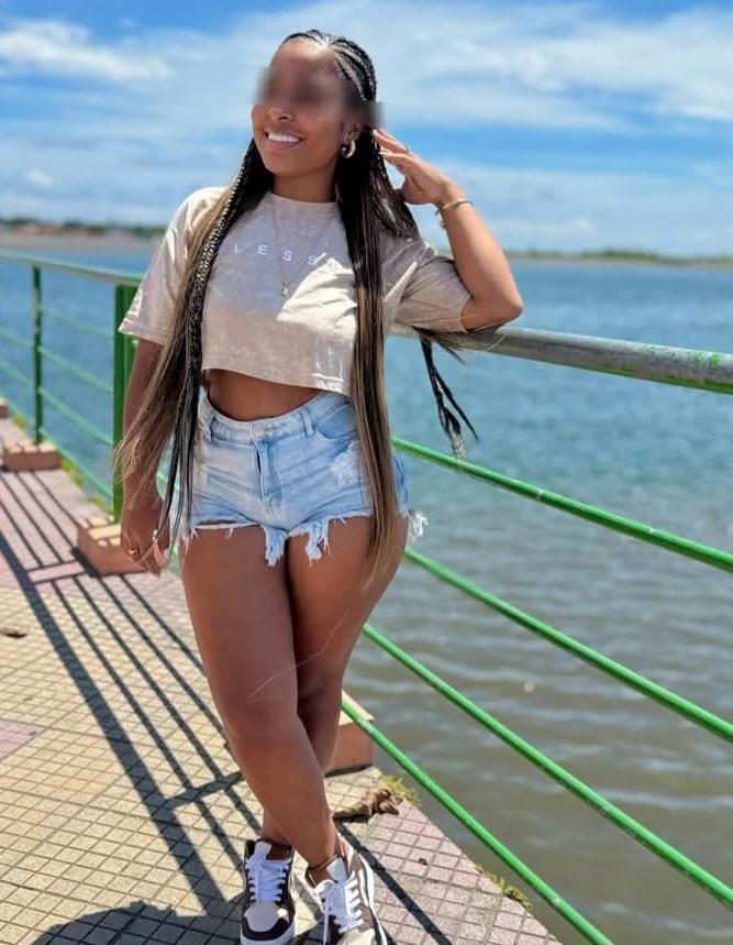 Chica busca chico en Menorca: 