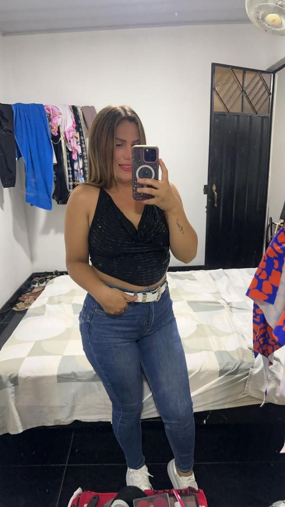 624153910: Chica busca chico en Sevilla