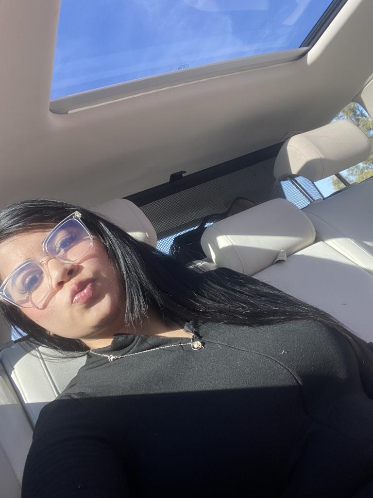 Chica busca chico en Cádiz: 