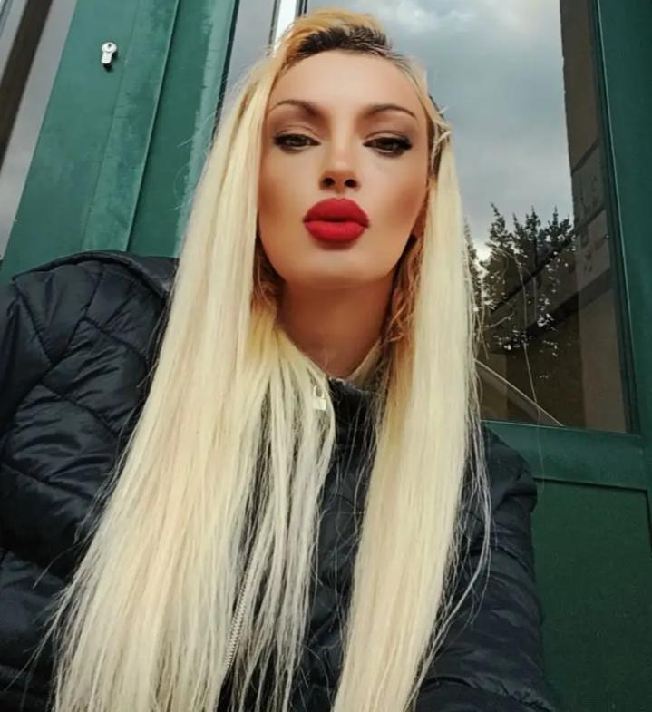 Chica busca chico en La Coruña: 