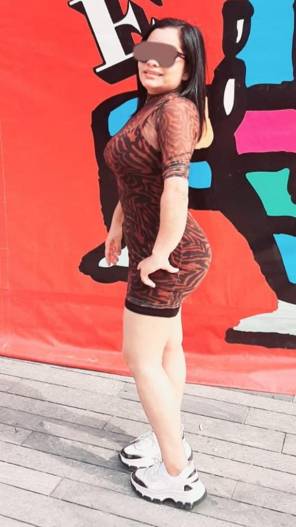 611232902: Chica busca chico en La Coruña