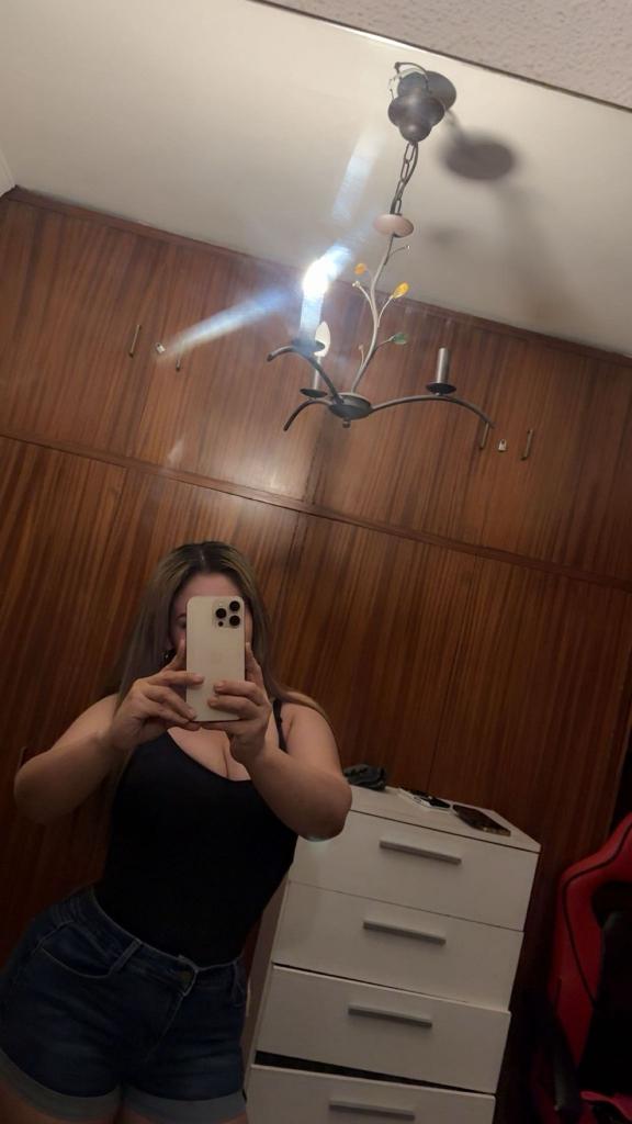 633176881: Chica busca chico en Burgos