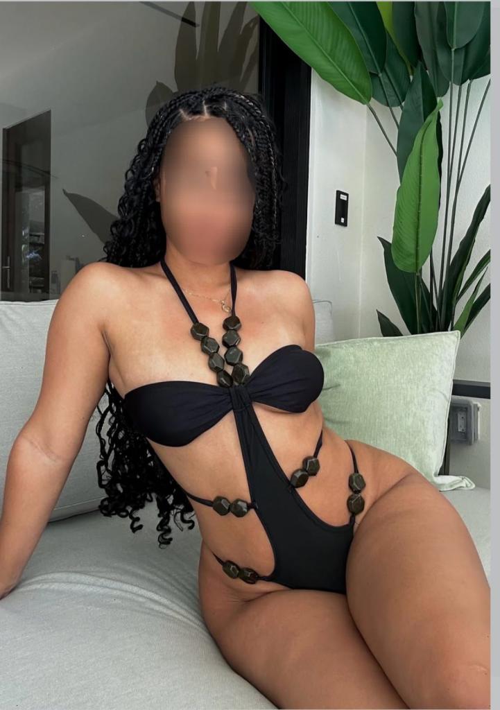 Chica busca chico en Zaragoza: 