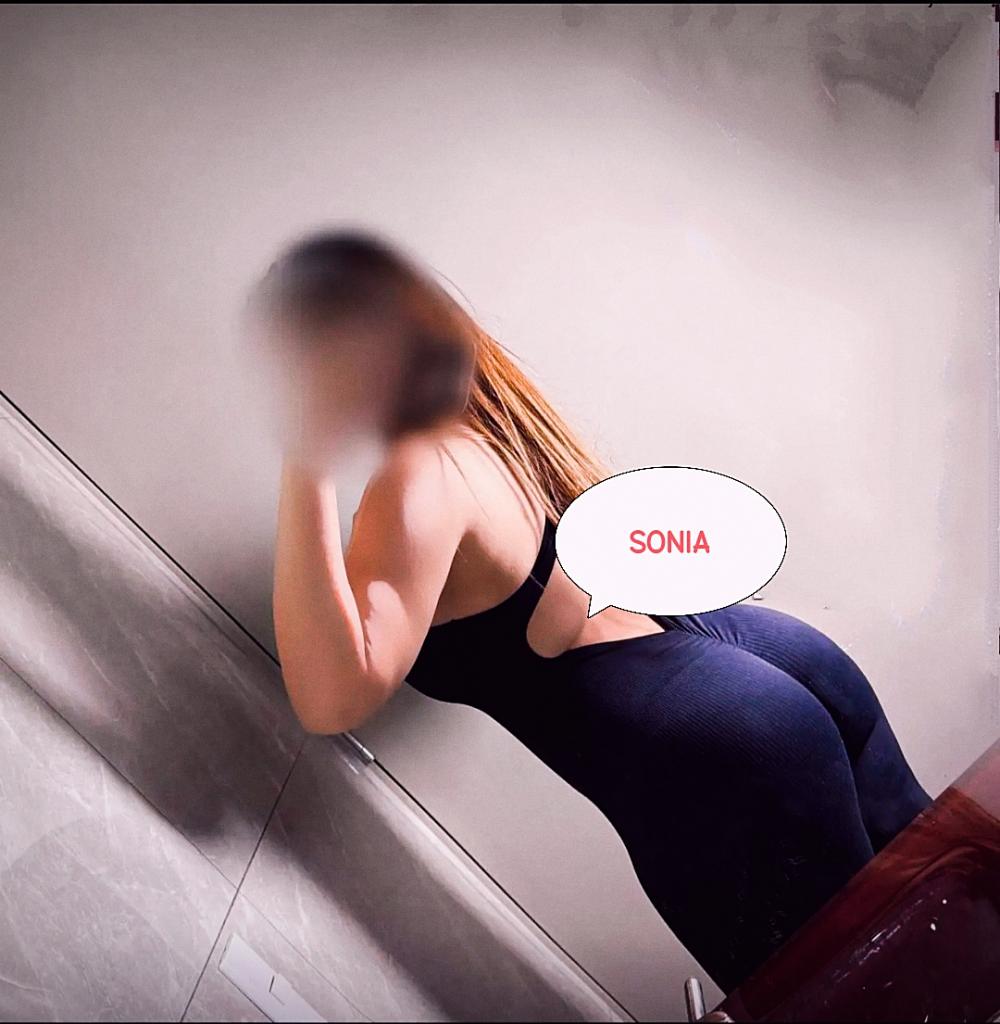 631441323: Chica busca chico en Pontevedra