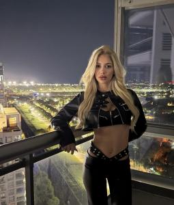 684790260: Chica busca chico en Mallorca