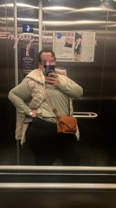 604281741: Chica busca chico en Barcelona