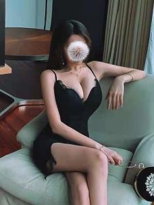 688076008: Chica busca chico en Valencia