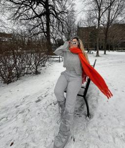 623257216: Chica busca chico en Murcia