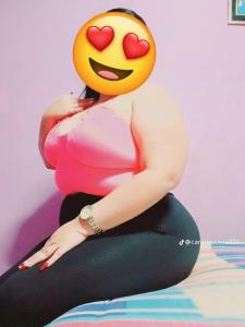 624007911: Chica busca chico en Barcelona