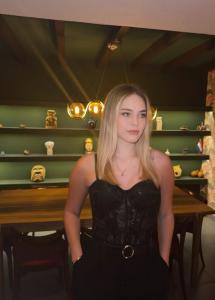 667563638: Chica busca chico en Jaén