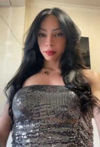 672829212: Transexual en La Coruña