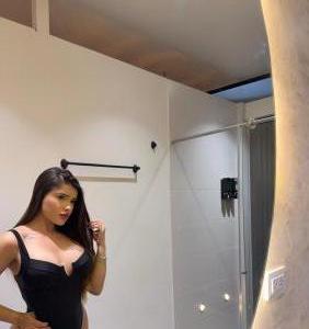 613571817: Chica busca chico en Cádiz