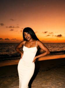 602643599: Chica busca chico en Valencia