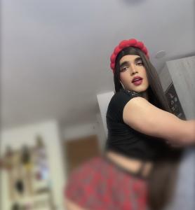 643884243: Transexual en León