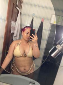697224319: Chica busca chico en Valencia
