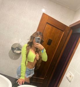 641786065: Chica busca chico en Castellón