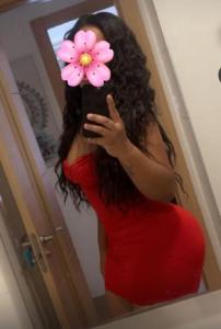 673581411: Chica busca chico en Cádiz