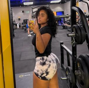 627465277: Chica busca chico en Menorca