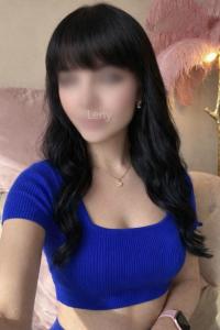 671312037: Chica busca chico en Barcelona