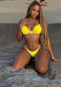 662487467: Chica busca chico en Granada