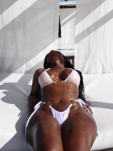 614936938: Chica busca chico en Alicante