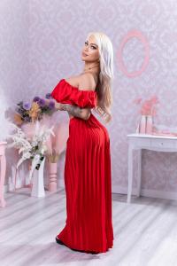 666927555: Chica busca chico en Barcelona