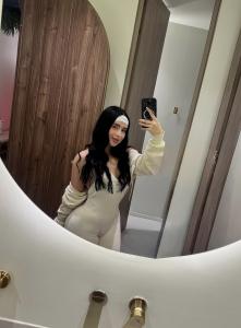 613541809: Chica busca chico en Zaragoza